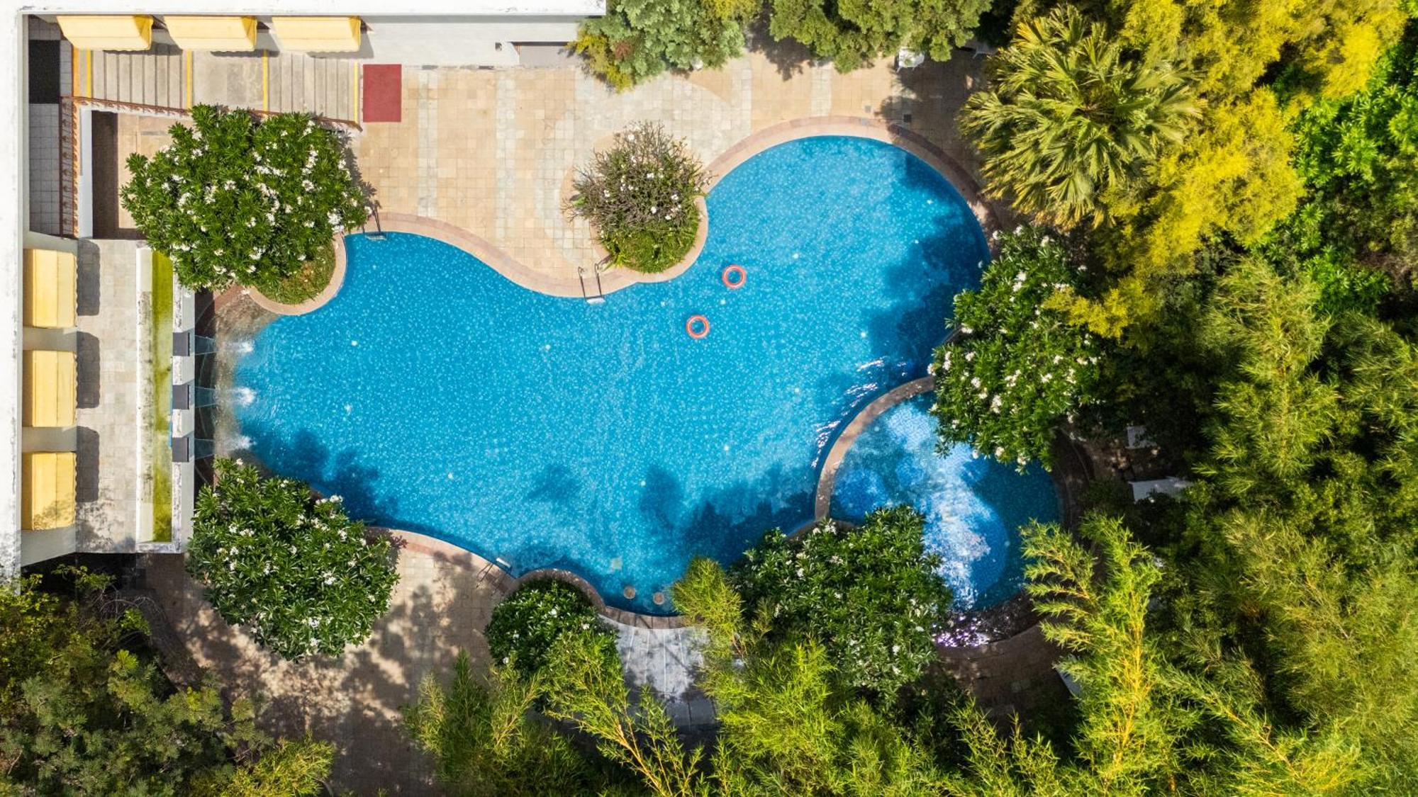 Club Mahindra Golden Landmark, Mysuru Kültér fotó
