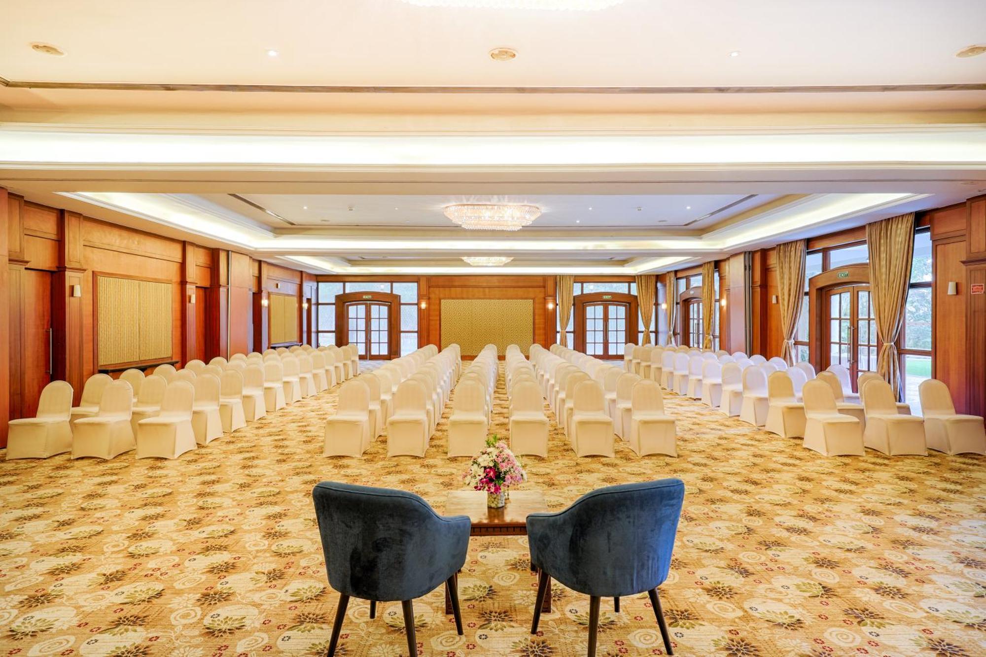 Club Mahindra Golden Landmark, Mysuru Kültér fotó
